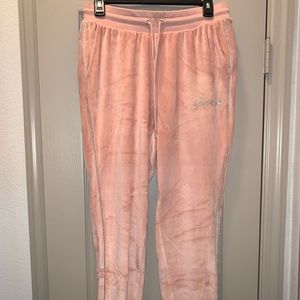 Guess Women’s Deck Velour Joggers